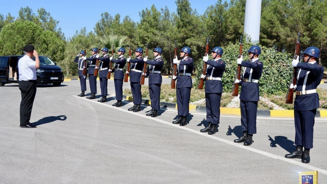 Kahraman Jandarmamız Devletimiz Ve Milletimiz İçin Görev Başında (1)