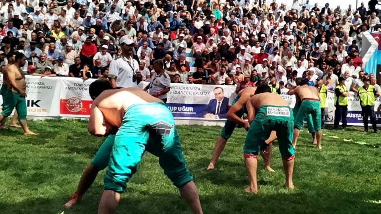 Kahramanmaraş Bertiz Boyalı Güreşleri (3)