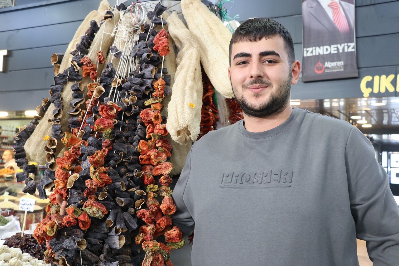 Kahramanmaraş Biberi Sivas Pazarında Kışlık Hazırlığın Gözdesi Oldu (5)