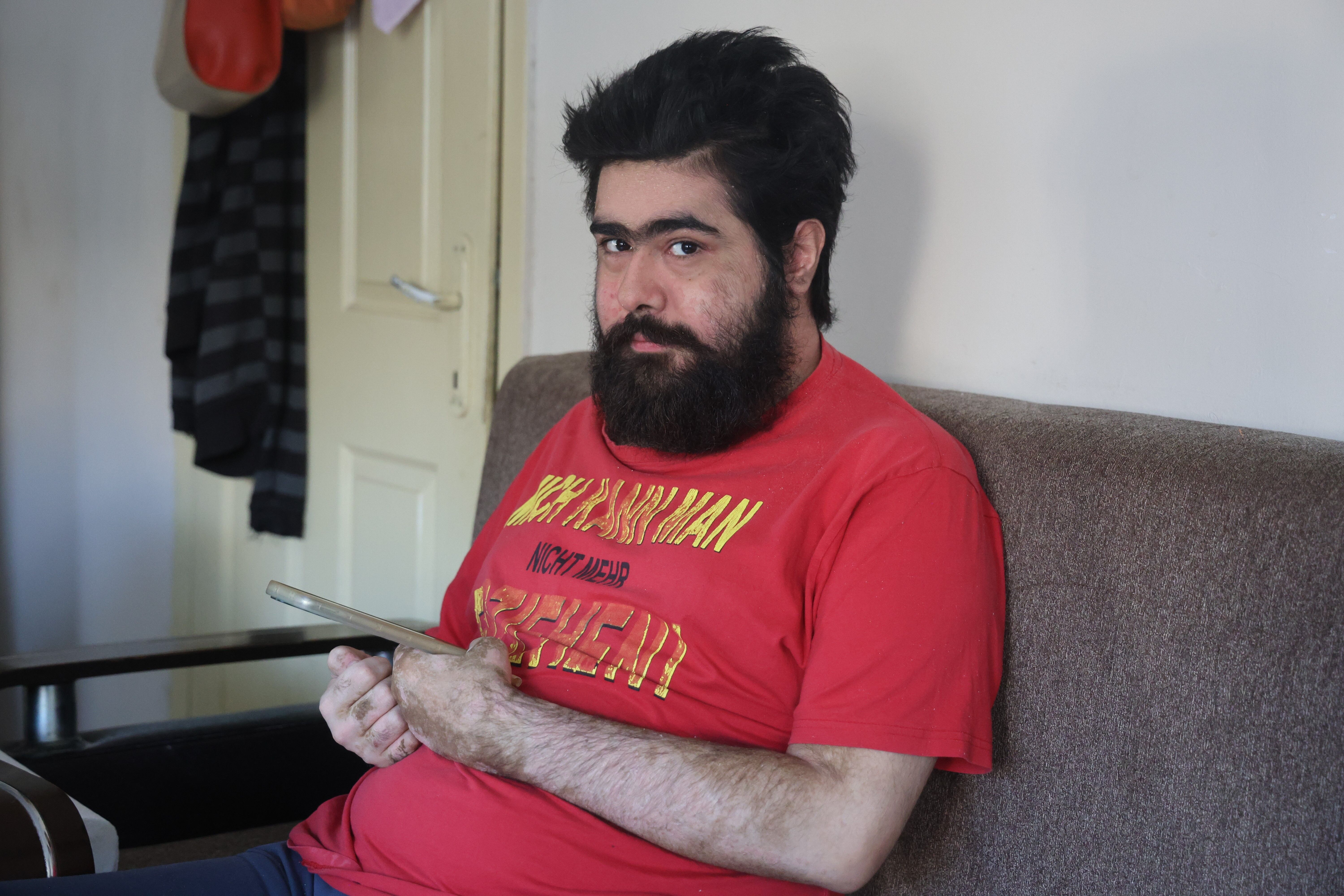 Kahramanmaraş Depremleri Hayatını Değiştirdi Üniversiteyi Bırakıp Evine Kapandı (4)