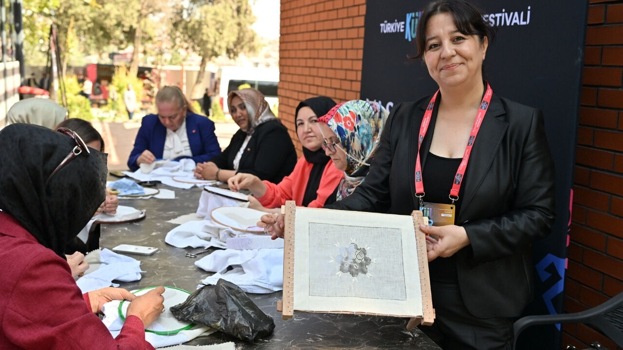 Kahramanmaraş’ın Yaşayan Mirası Festivalde Ziyaretçilerle Buluşuyor (7)