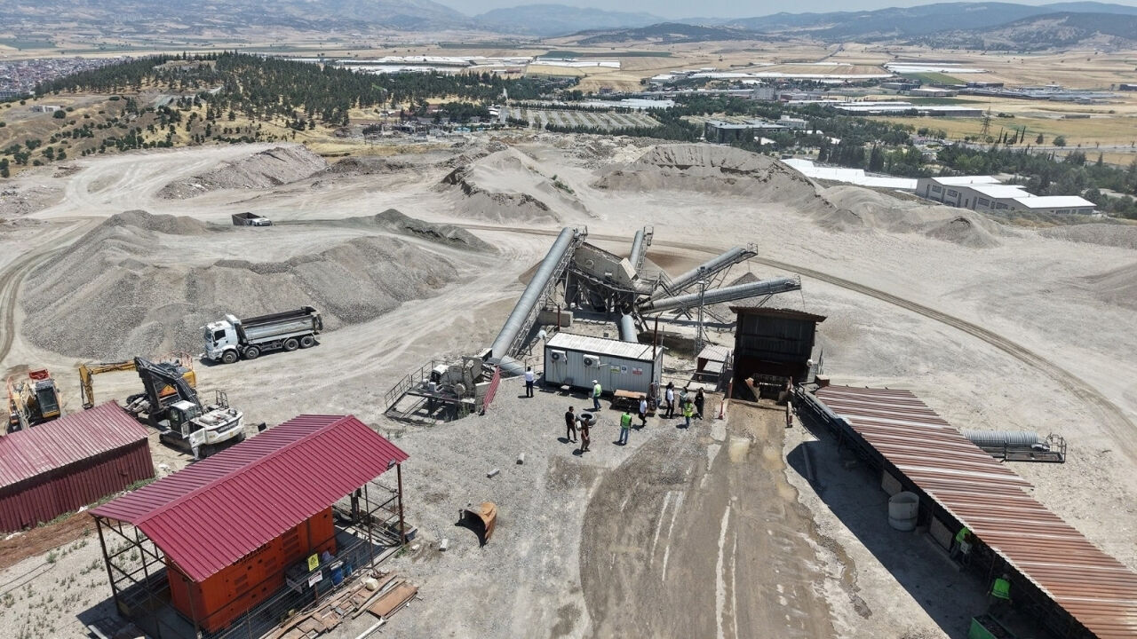 Kahramanmaraş’ta 200 Bin Metreküp Enkaz Dönüştürüldü