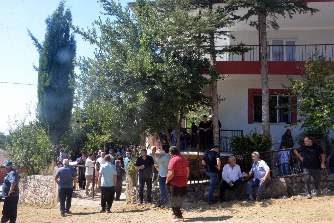 Kahramanmaraş’ta Cansız Bedeni Bulunan Ayşegül Yaşar Son Yolculuğuna Uğurlandı2