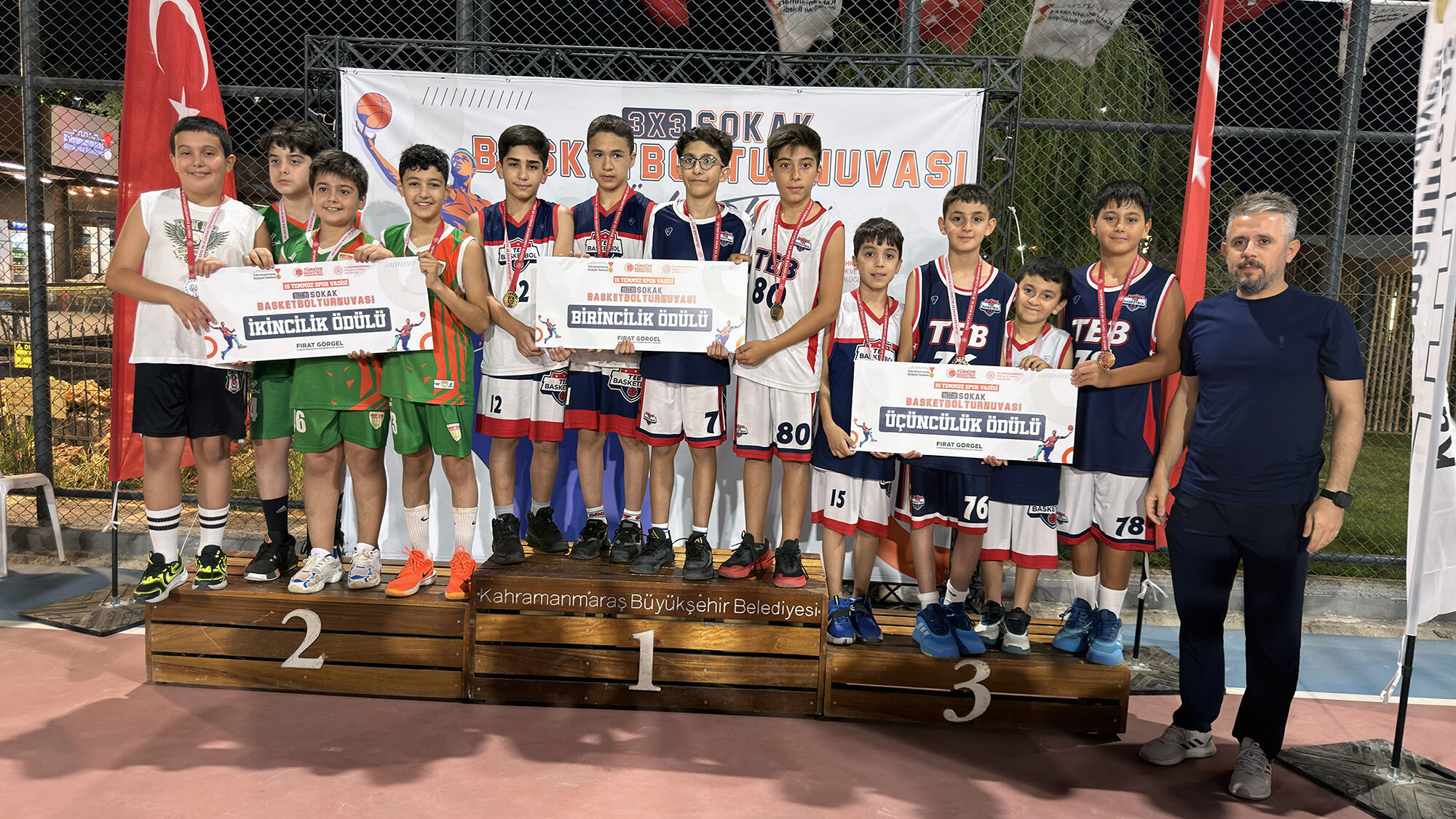 Kahramanmaraş’ta Genç Basketbolcular Kozlarını Paylaştı! (3)