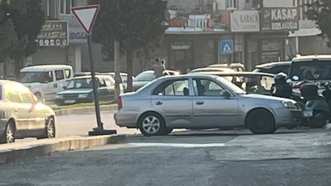 Kahramanmaraş'ta hatalı park tepki çekti