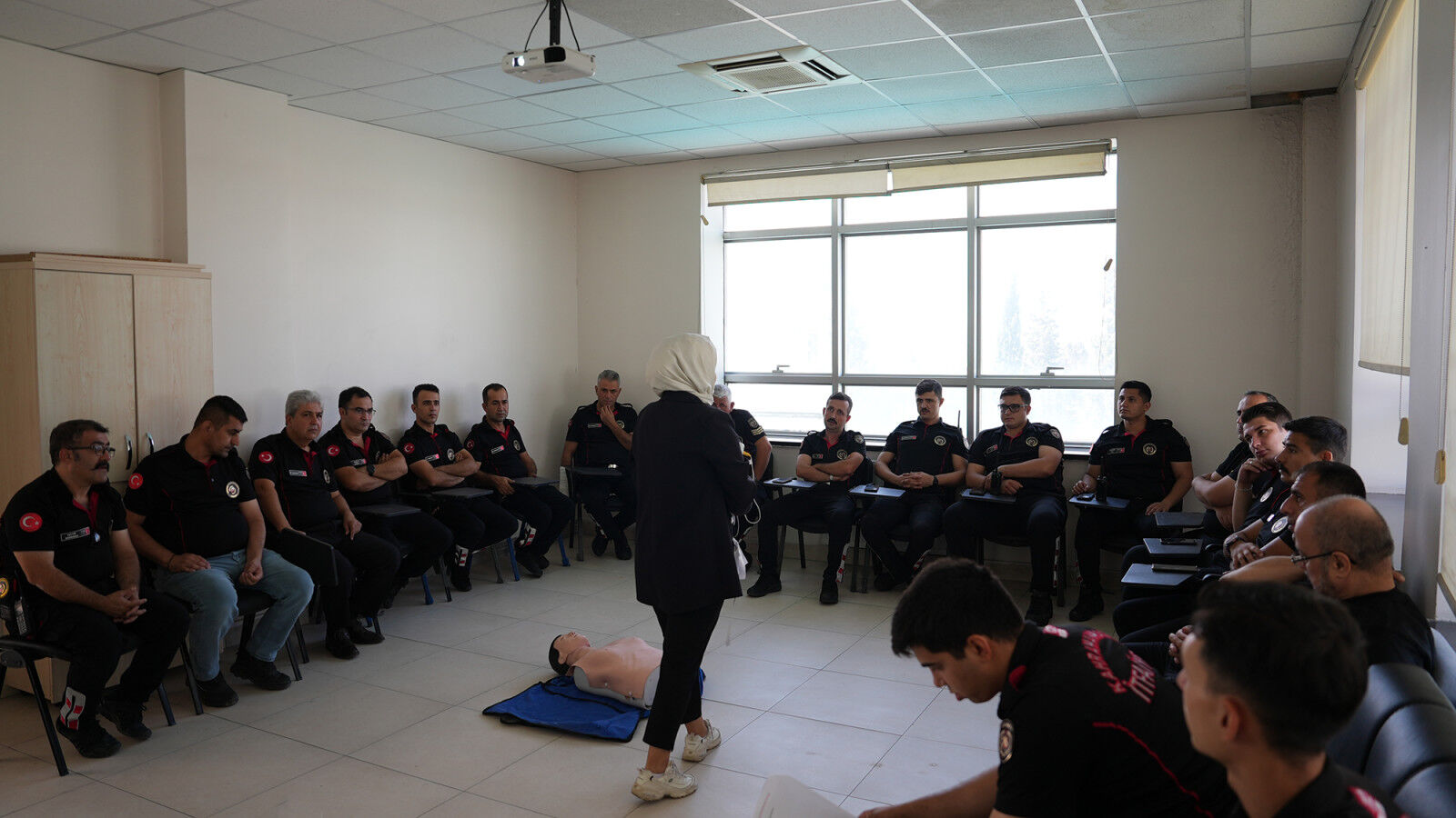 Kahramanmaraş’ta İtfaiye Personeline Uygulamalı İlk Yardım Eğitimi