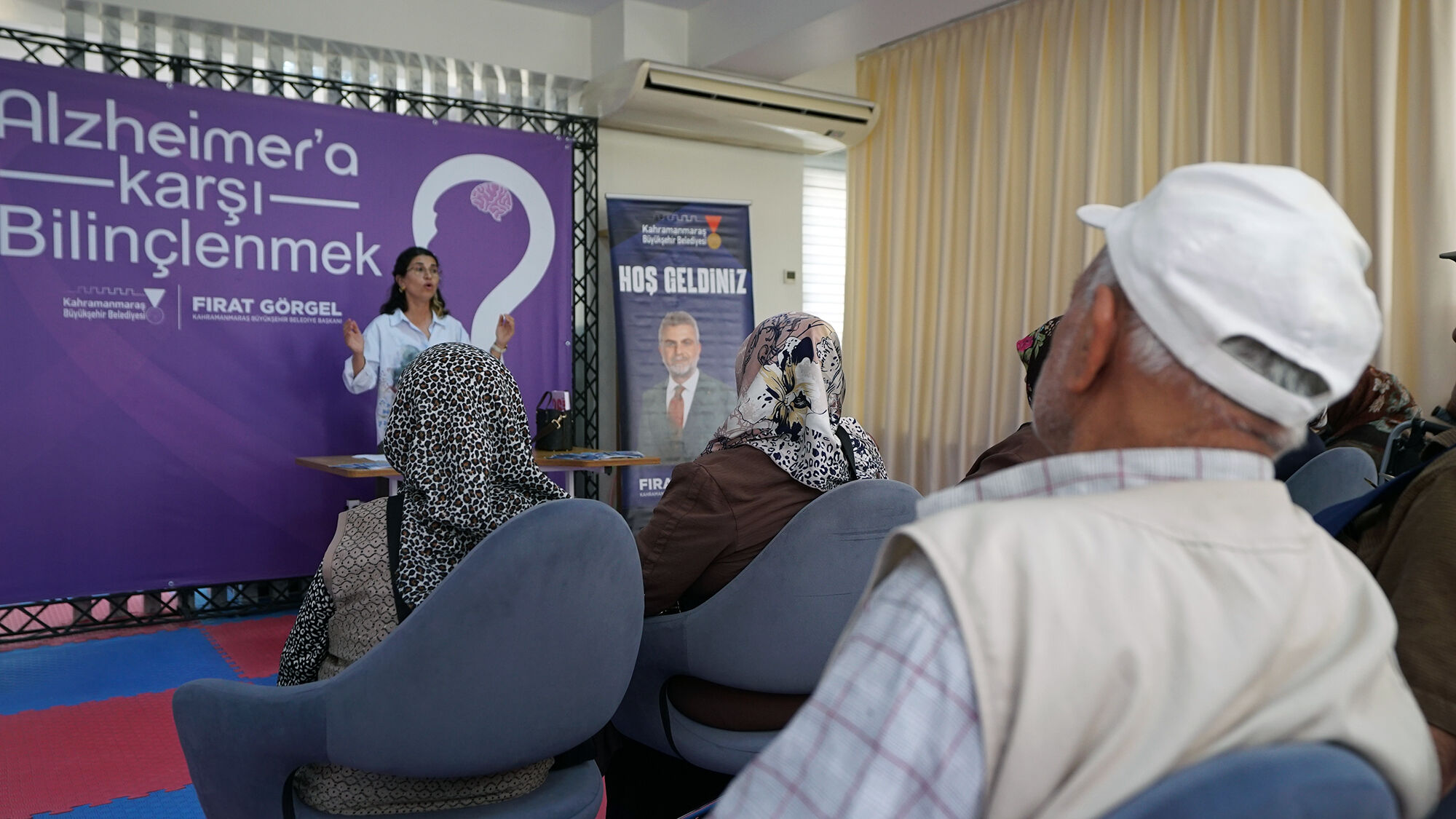 Kahramanmaraş’ta Yaşlı Vatandaşlar Alzheimer Konusunda Bilinçlendirildi (3)
