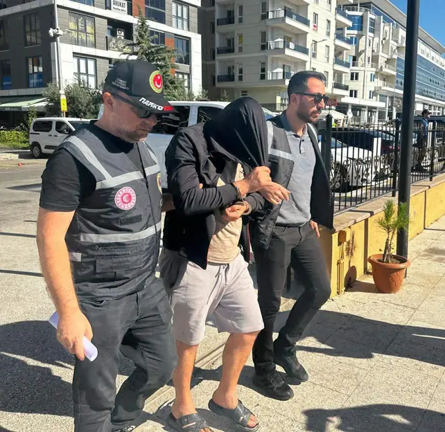 Kapıkule'de Tir'da Yurt Dışına Kaçarken Yakalanan Arif Kocabıyık, Adliyeye Sevk Edildi