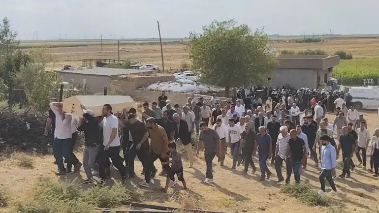Kuzeni Tarafından Av Tüfeğiyle Vurulan Selahattin Toprağa Verildi 1