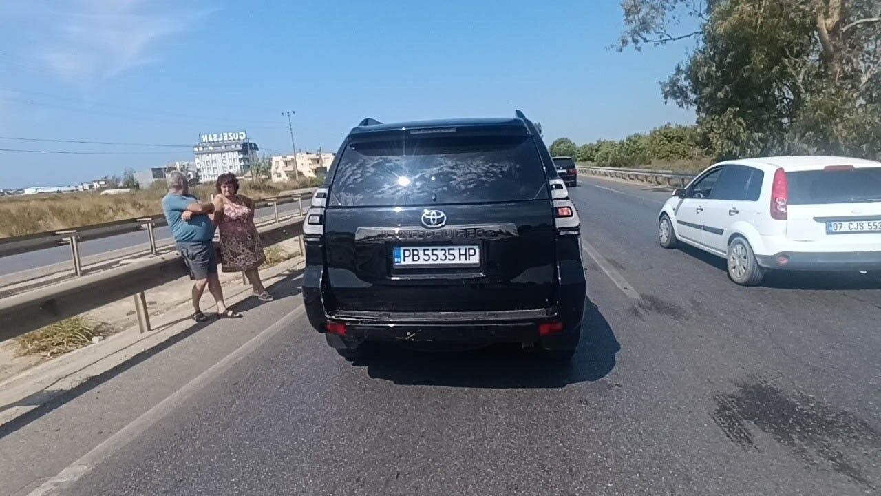 Manavgat’ta Zincirleme Kaza! Trafik Tek Şeride Düştü (1)