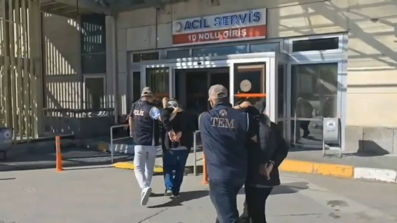 Sakarya’da Deaş Operasyonu! 4 Şüpheli Yakalandı, 3’Ü Tutuklandı (2)