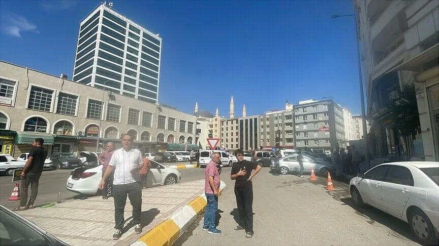 Şanlıurfa Depreminde Yıkılan Bina Var Mı Can Kaybı Ve Yaralı Var Mı (1)