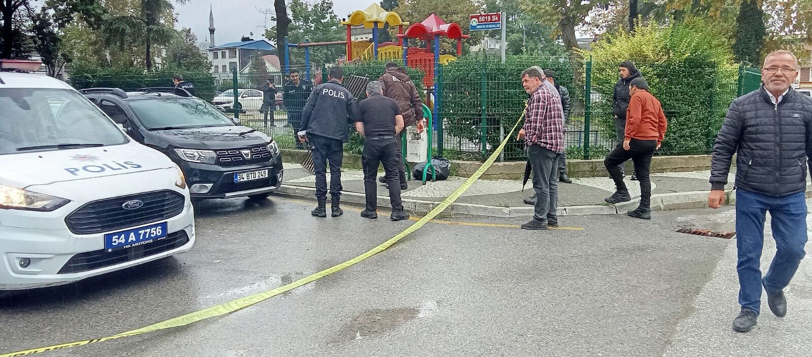 Tartıştığı Kardeşini Tabancayla Vurup Kaçtı (3)