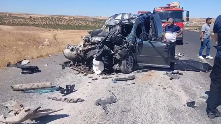 Taziye Ziyareti Dönüşü Kaza; Aynı Aileden 4 Ölü, 2 Yaralı