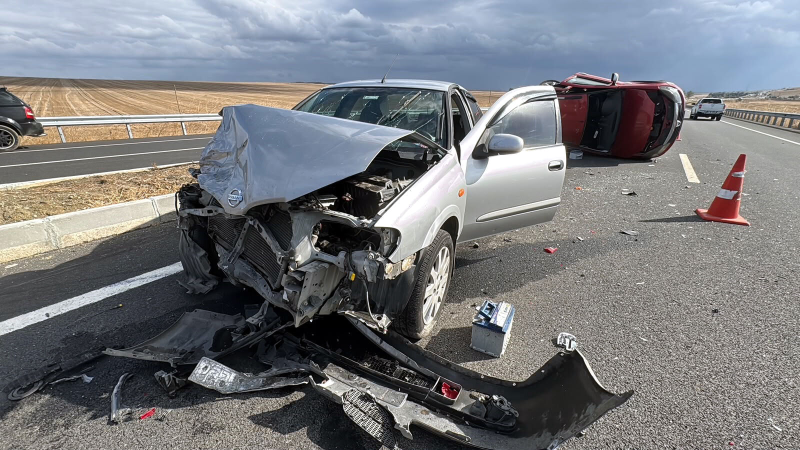 Tekirdağ'da Otomobiller Çarpıştı! Araçlardan Biri Takla Attı, 4 Kişi Yaralandı (1)