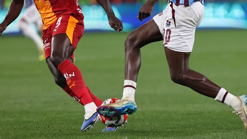 Galatasaray Trabzonspor deplasmanında! Maç saat kaçta?