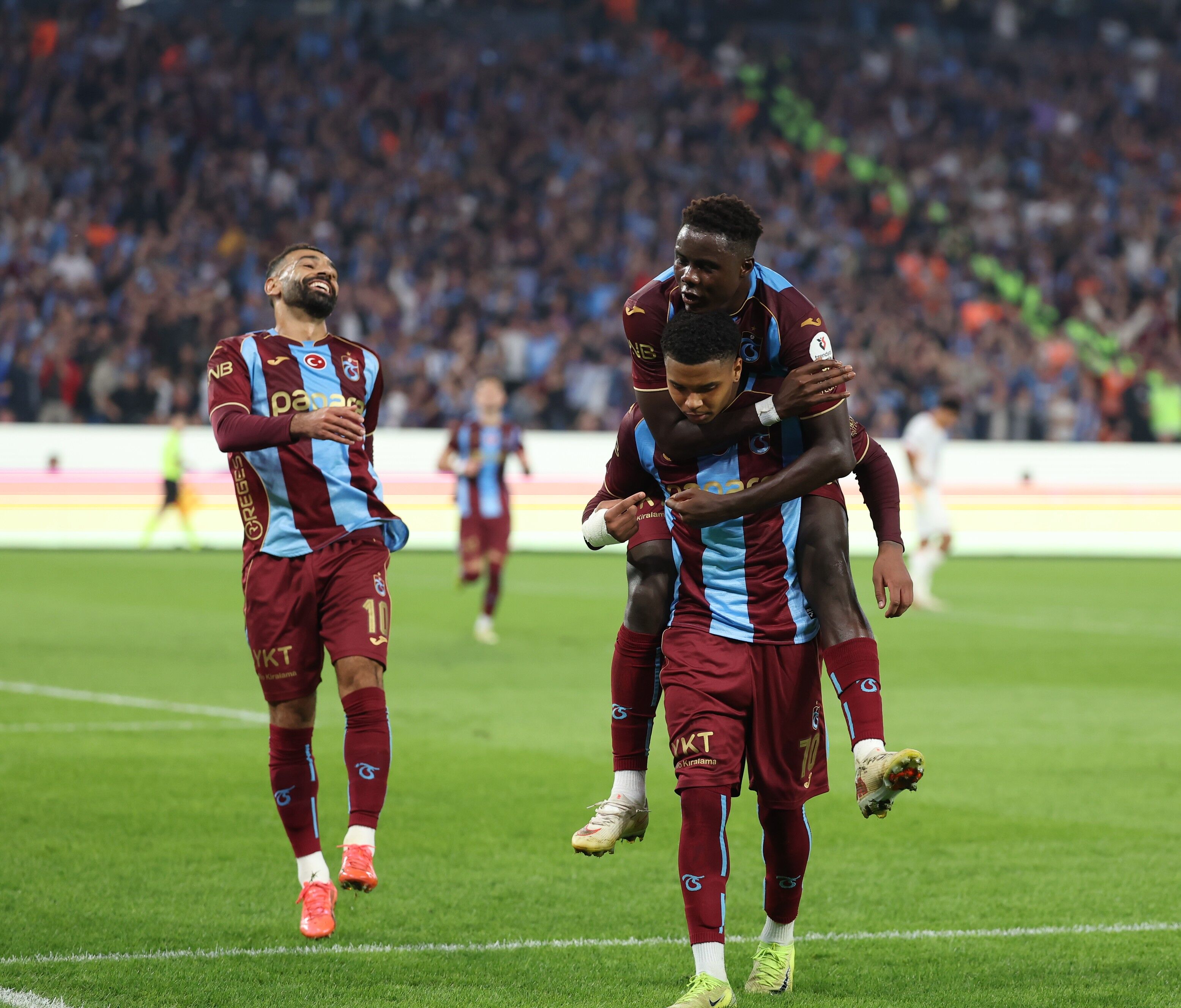 Trabzonspor 4 Galatasaray Maç Özeti Ve Golleri! Salah Şov Yaptı (1)