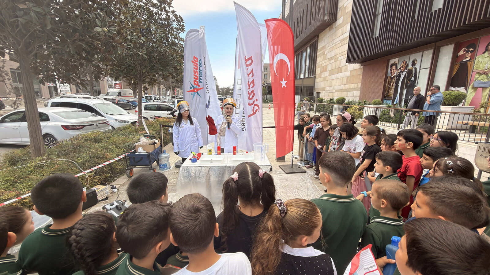 Tübi̇tak Bilimfest Kapılarını Ziyaretçilerine Açtı 1