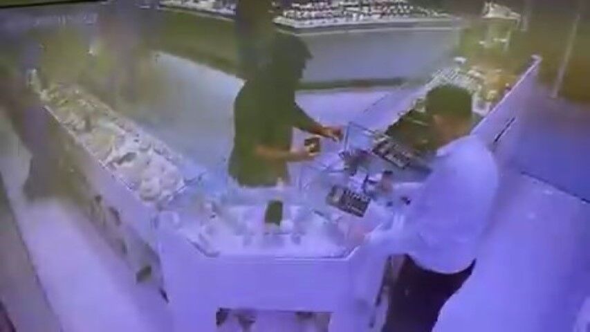 Yangın Süsü Verilen Yaşlı Çift Cinayeti, X Ray Cihazındaki Ayrıntı Ile Aydınlatıldı 1