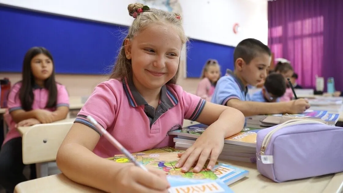 Yeni Eğitim Öğretim Yılının Ilk Ders Zili Çaldı
