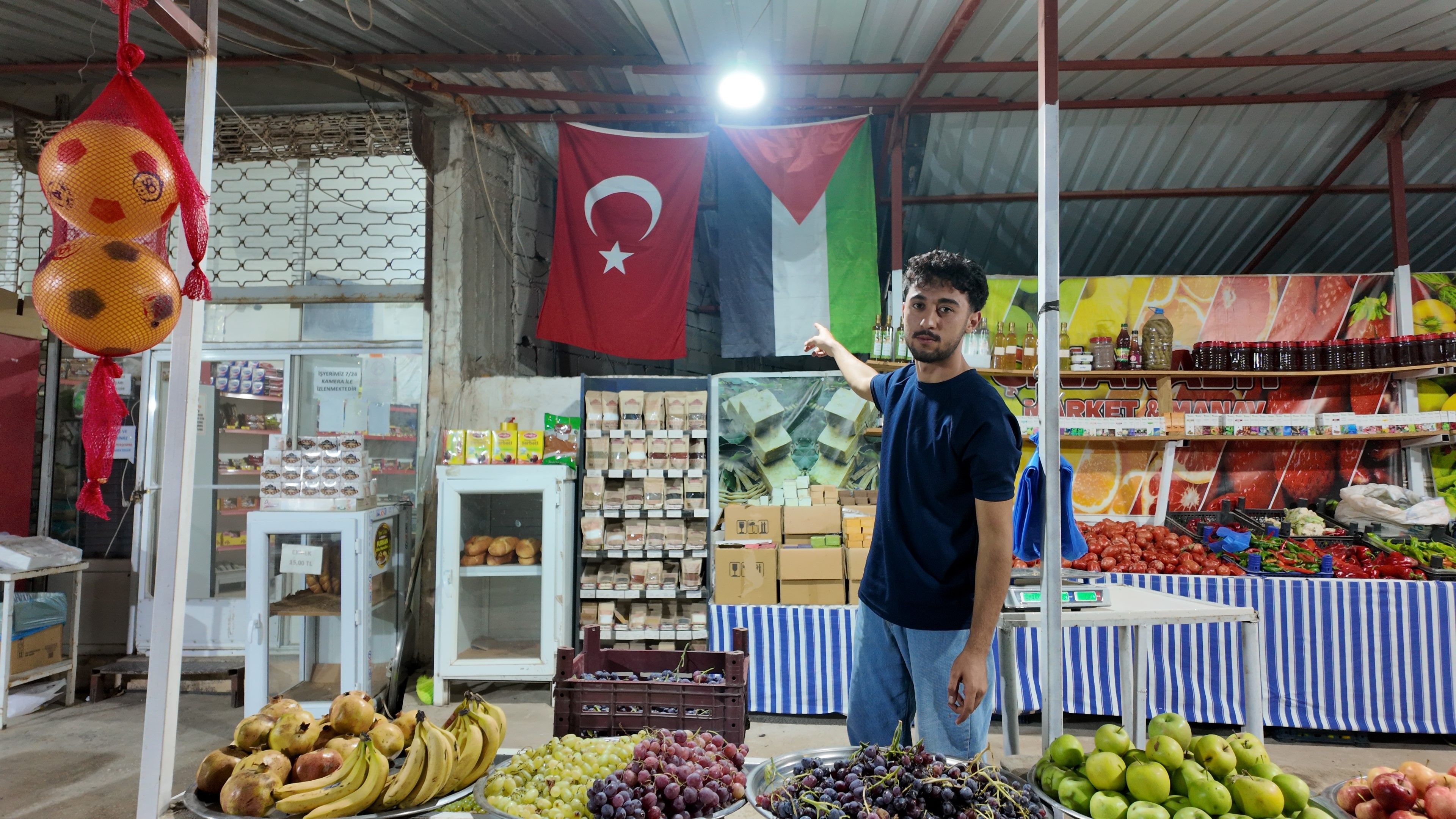 20 Yaşındaki Esnafın Boykot Kararı 3 Yıldır Marketine Sokmuyor (1)