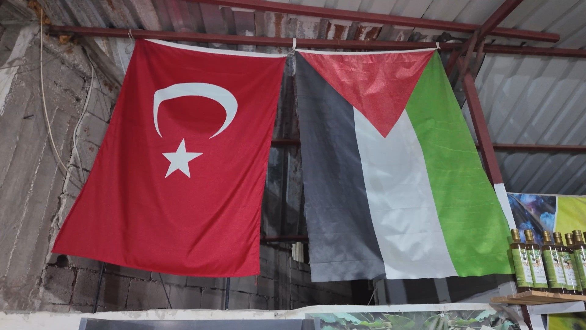 20 Yaşındaki Esnafın Boykot Kararı 3 Yıldır Marketine Sokmuyor (3)