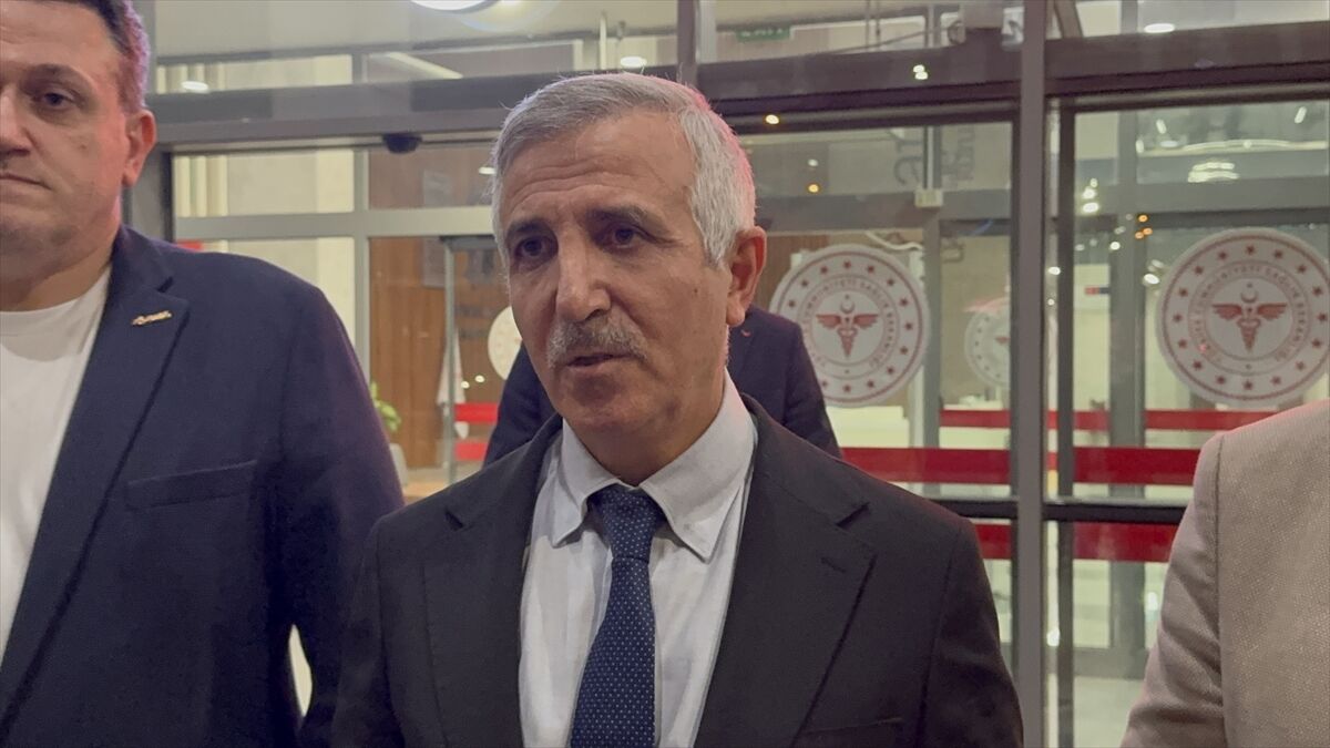 Aa 20261011 42726633 42726632 Kahramanmarasta Bir Kisinin Oldugu Trafik Kazasinda Mhp Kahramanmaras Milletvekili Karakoc Ile 6 Kisi Yaralandi (1)
