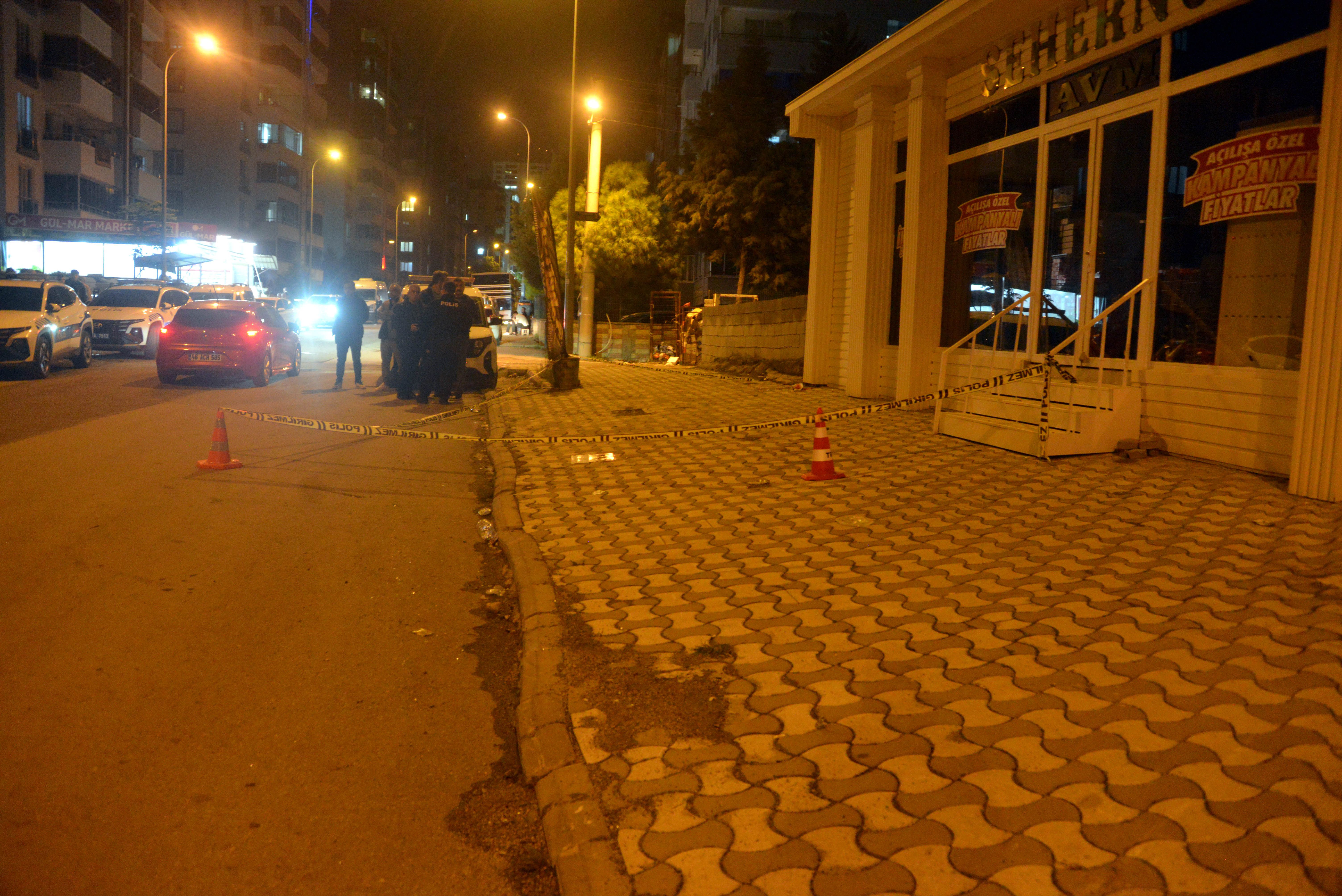 Kahramanmaraş'ta Silahlı Saldırıda 2 Kişi Yaralandı