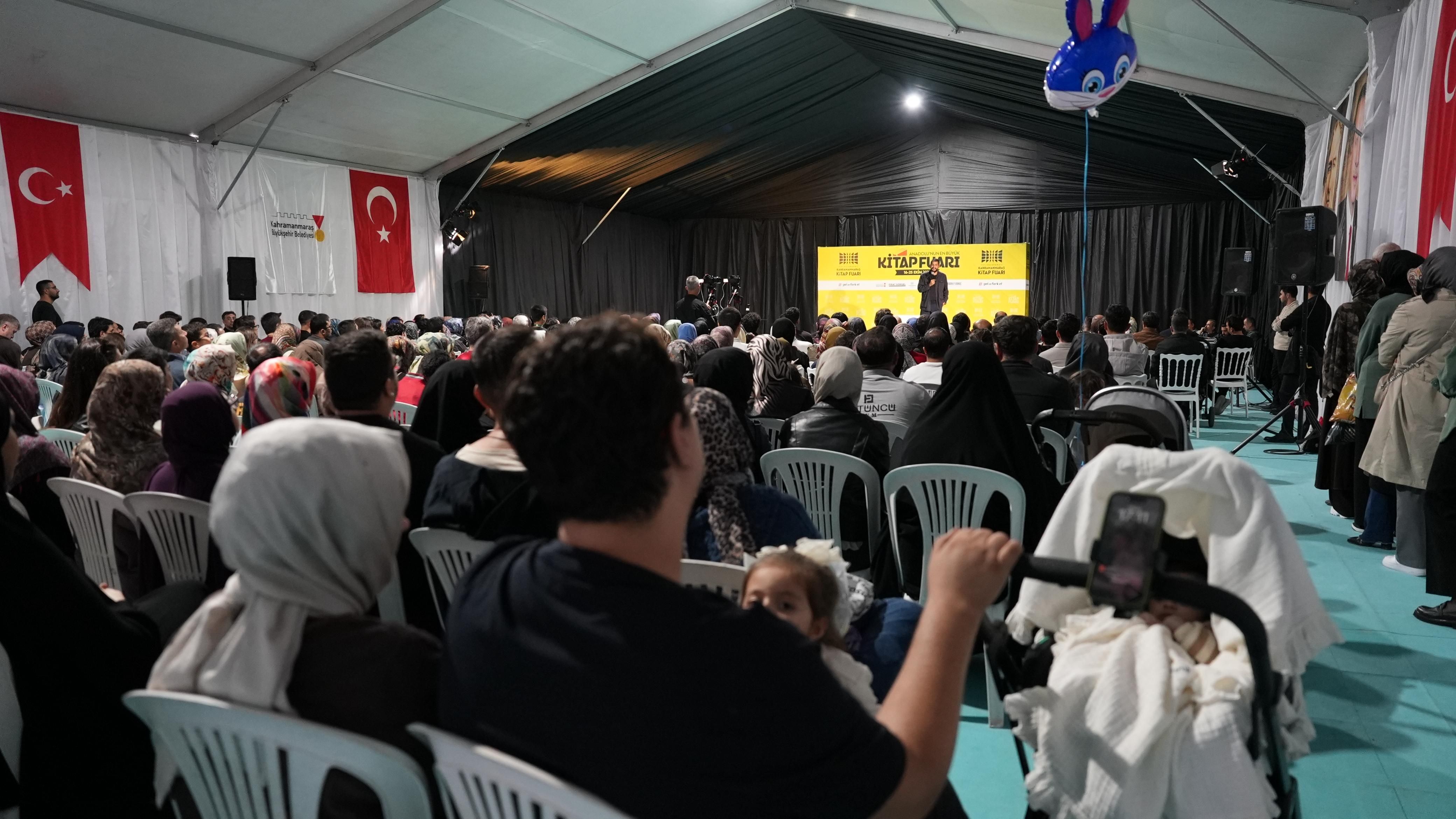 Altay Cem Meriç, Kahramanmaraş’ta Okurlarıyla Buluştu (9)