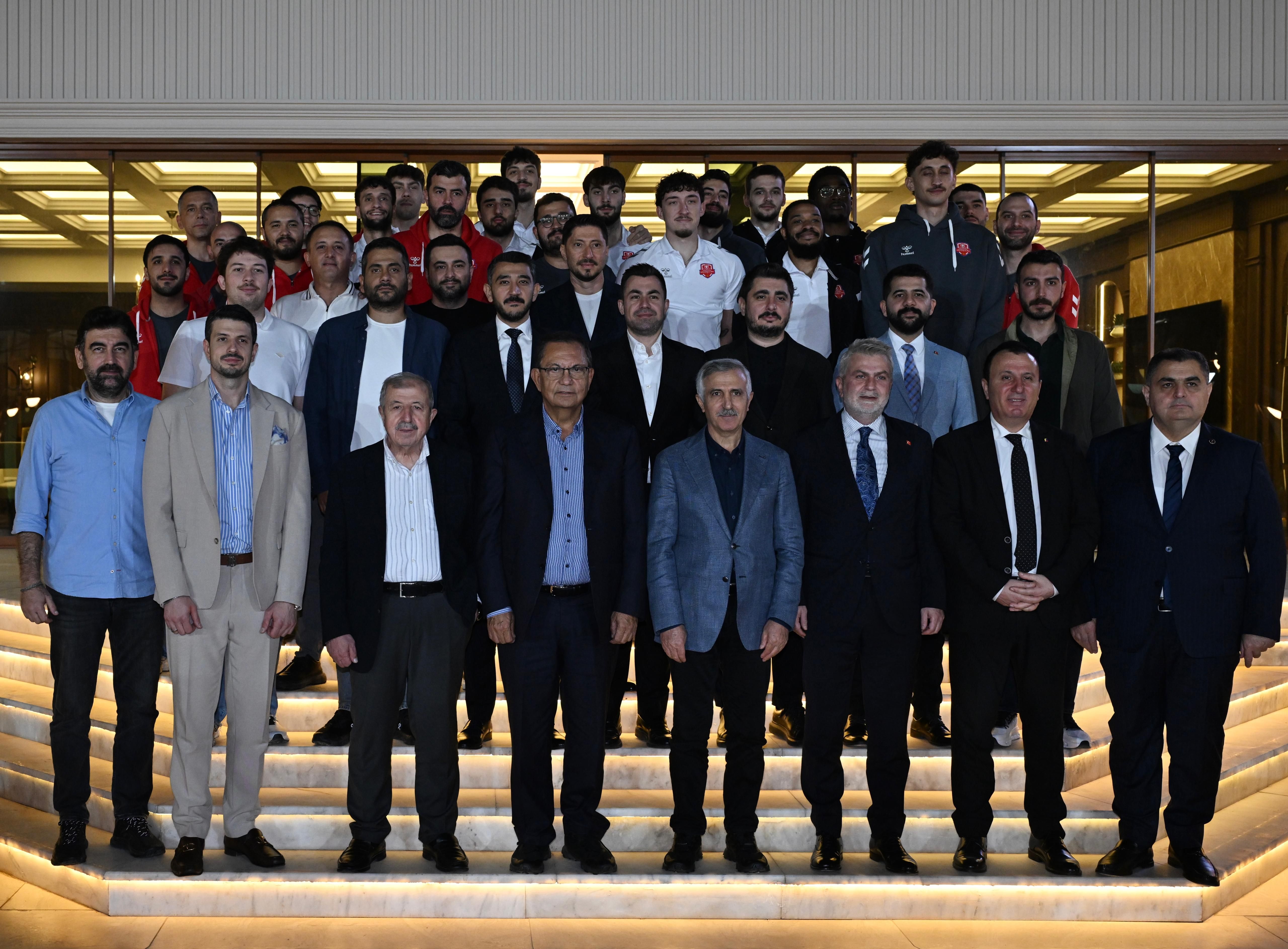 Başkan Görgel Basketbol Takımımız Şehrimizi En Güzel Şekilde Temsil Ediyor (2)