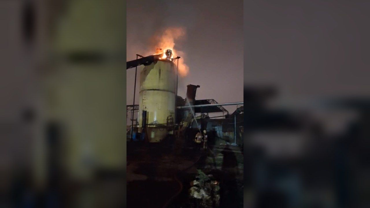 Bursa'da Talaş Silosunda Çıkan Yangın Söndürüldü