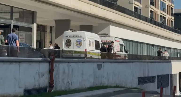 Büyükçekmece’de 1 Kişinin Öldüğü Saldırının Şüphelisi Bağcılar’da Otomobilde Ölü Bulundu