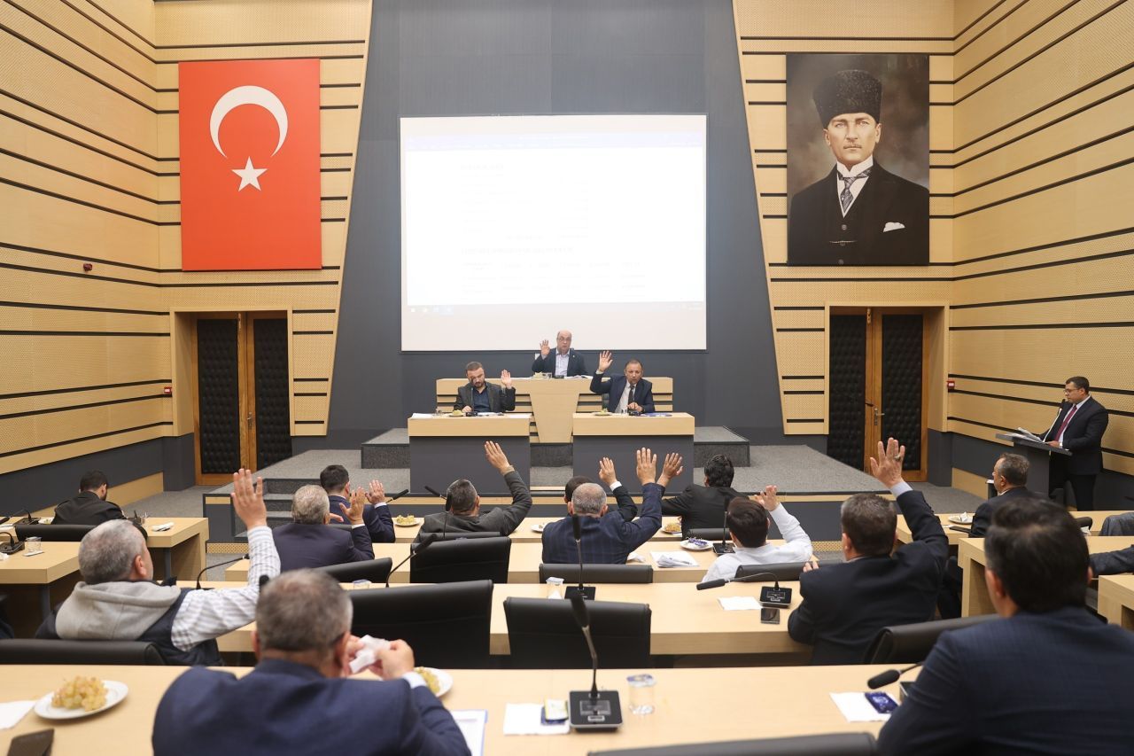Dulkadiroğlu Belediyesinde 2027 Bütçesi Görüşüldü (2)