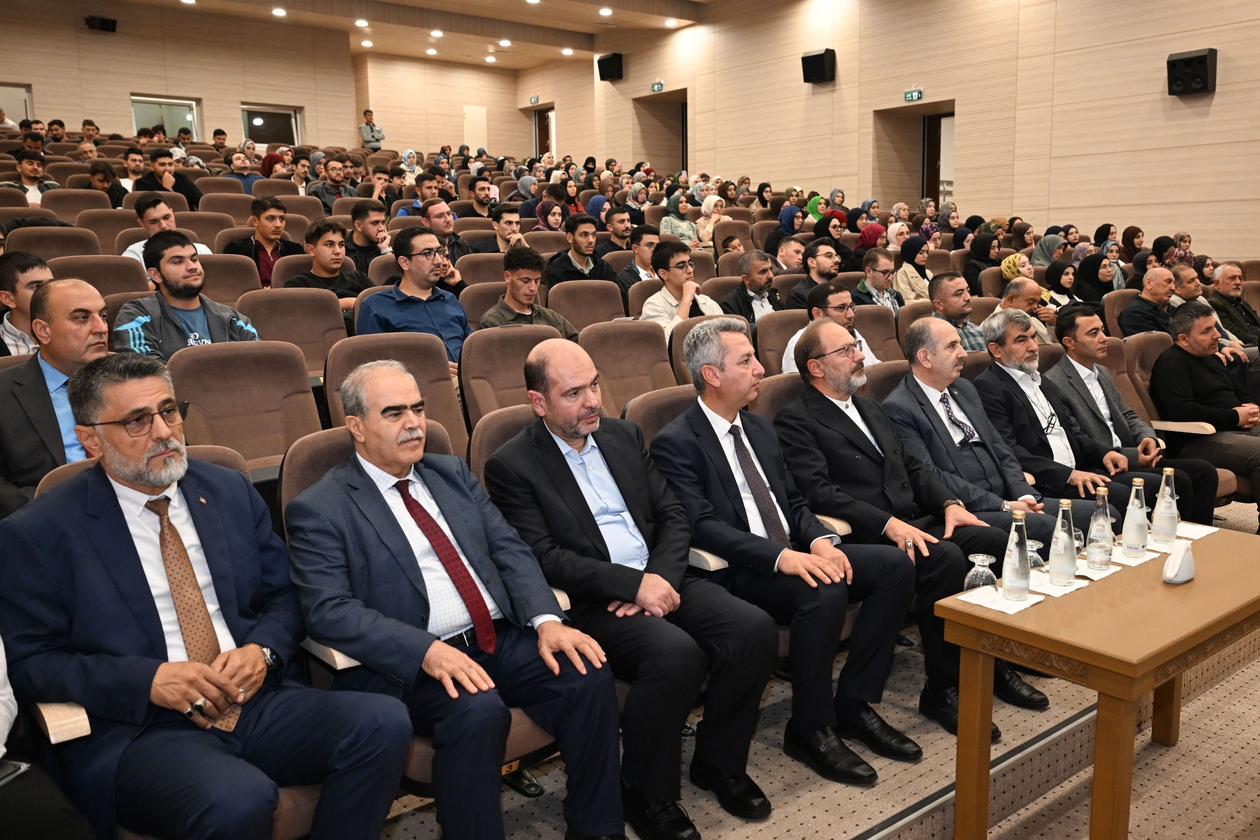 Eski Diyanet İşleri Başkanı Ali Erbaş, Kahramanmaraş’ta İlim Ve İrfanı Anlattı (5)