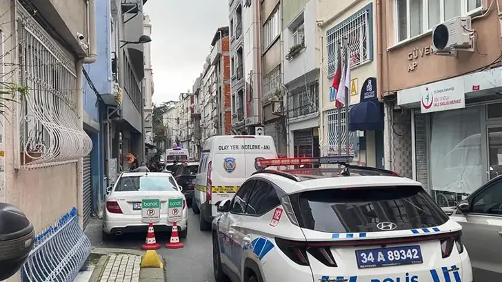 Feci ölüm: Çatıya çıkan genç kadın apartman boşluğuna düştü