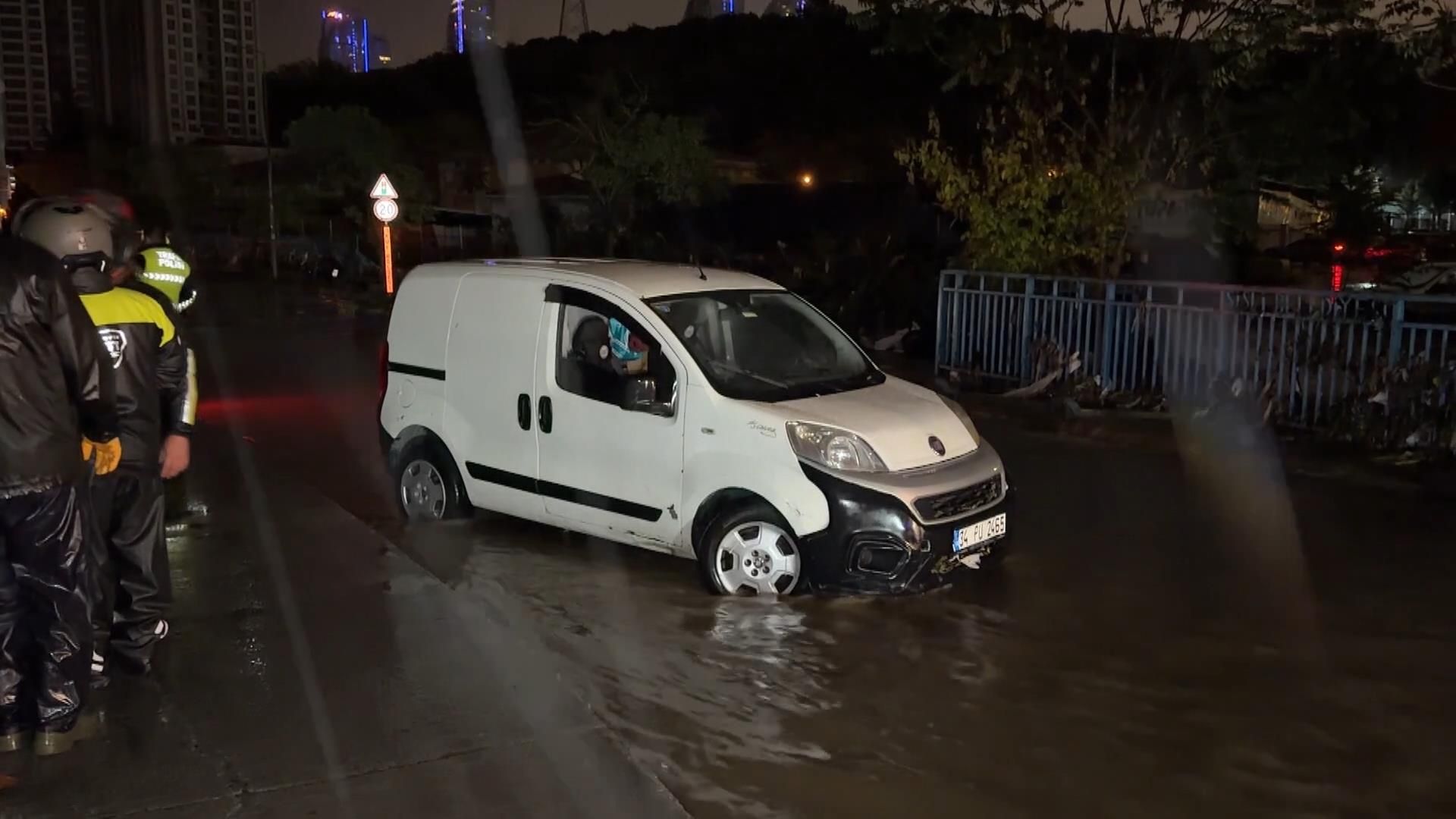 İstanbul Sel Felaketinde Son Durum Ne, Kaç Kişi Öldü, Kimlikleri Açıklandı Mı (9)