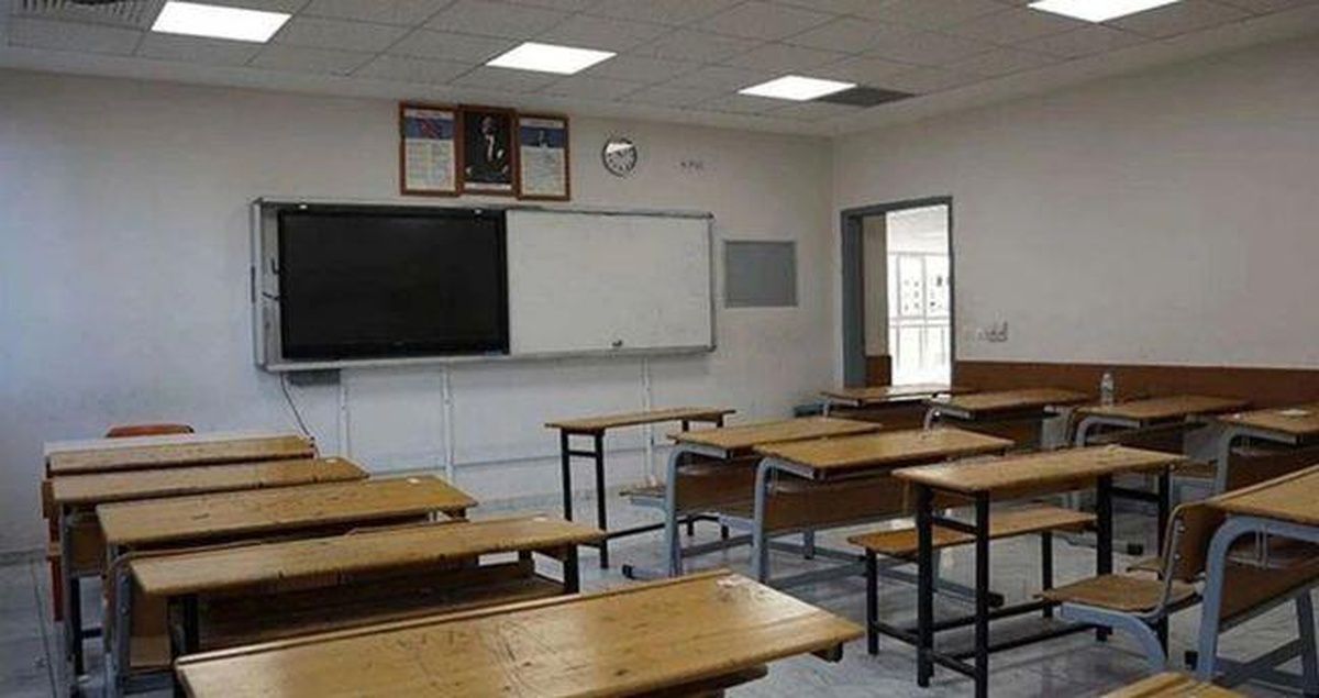 İstanbul’da Yarın Okullar Tatil mi? 26 Ekim Pazartesi Okul Var mı?