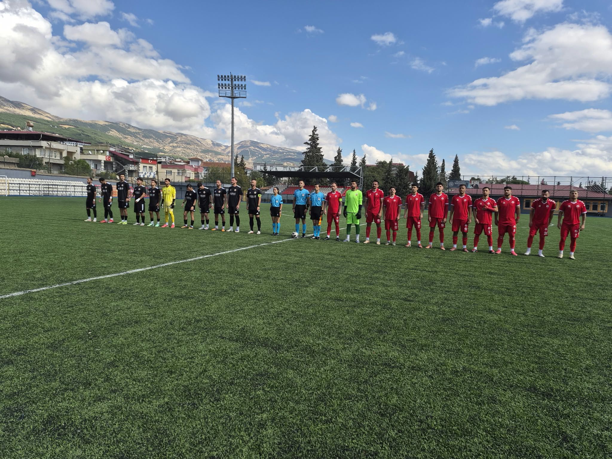 İstiklalspor'dan Evinde Serikspor’a Karşı 4 Gollü Zafer (2)