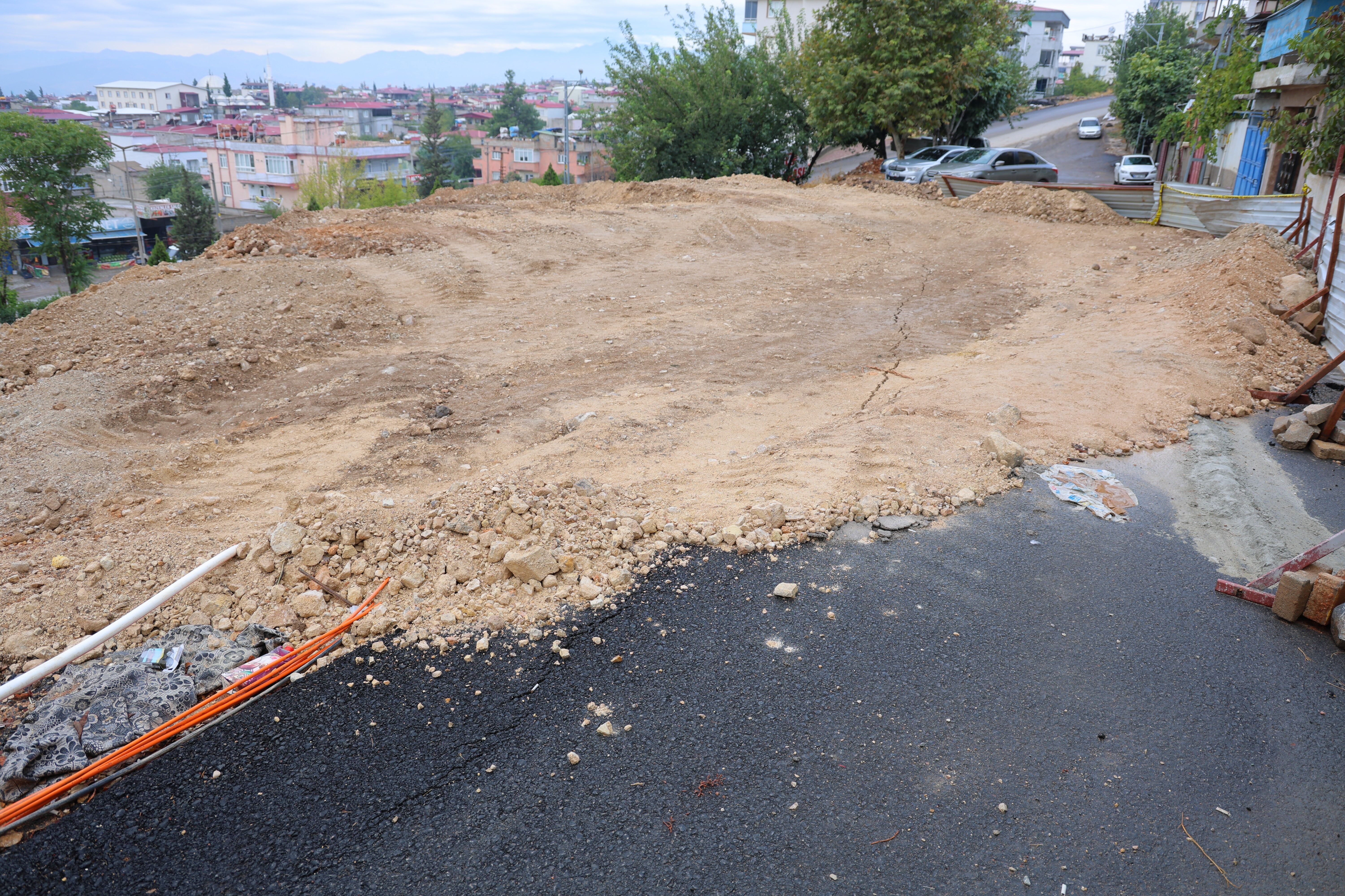 Kahramanmaraş Aslanbey’de Çöken Yol 36 Gün Sonra Dolduruldu (4)