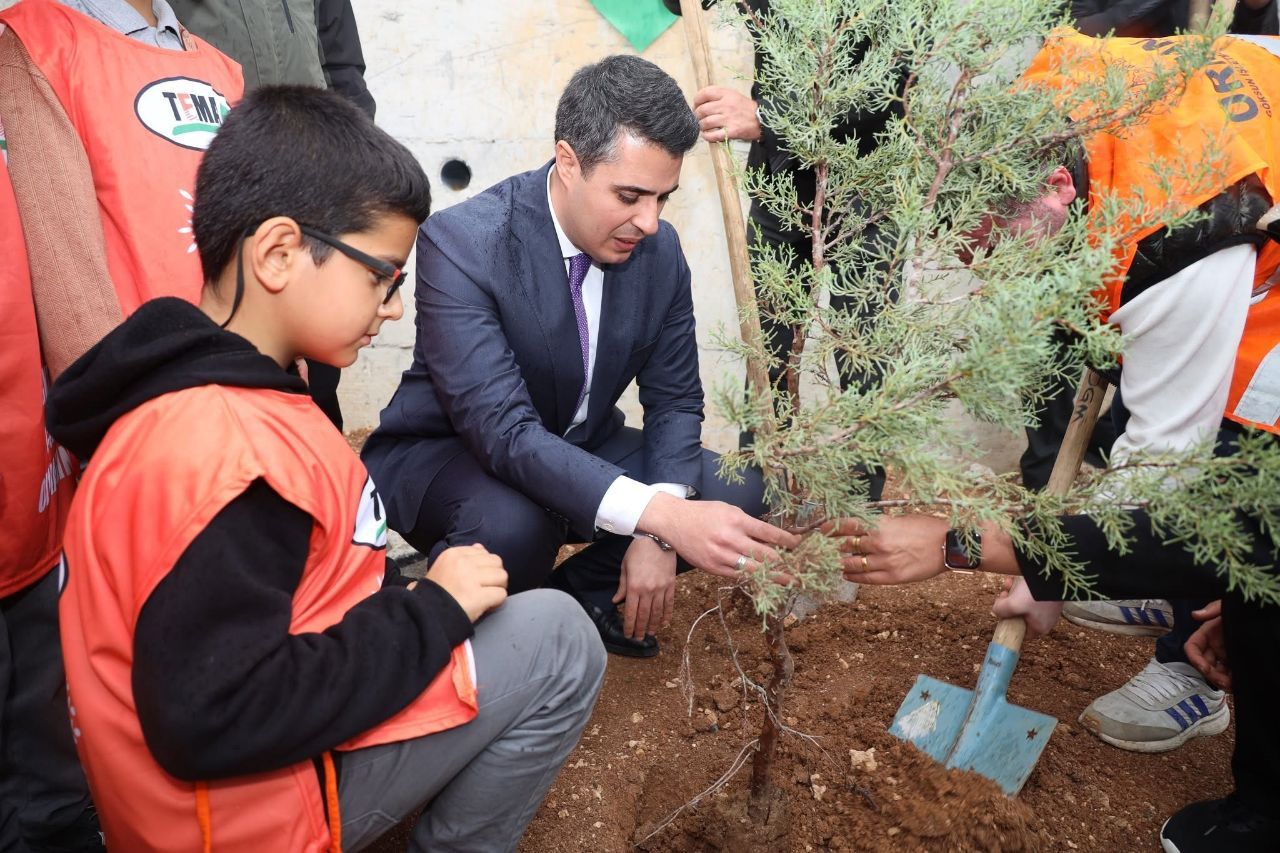 Kahramanmaraş Elbistan'da Cumhuriyet'in 103. yılına özel 103 fidan dikildi