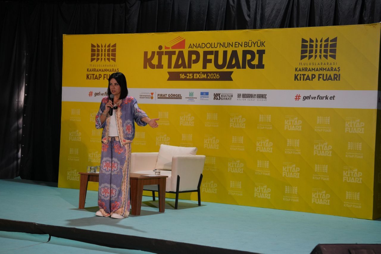 Kahramanmaraş Kitap Fuarı'nda Reyhan Çınar'dan Türkçe uyarısı!