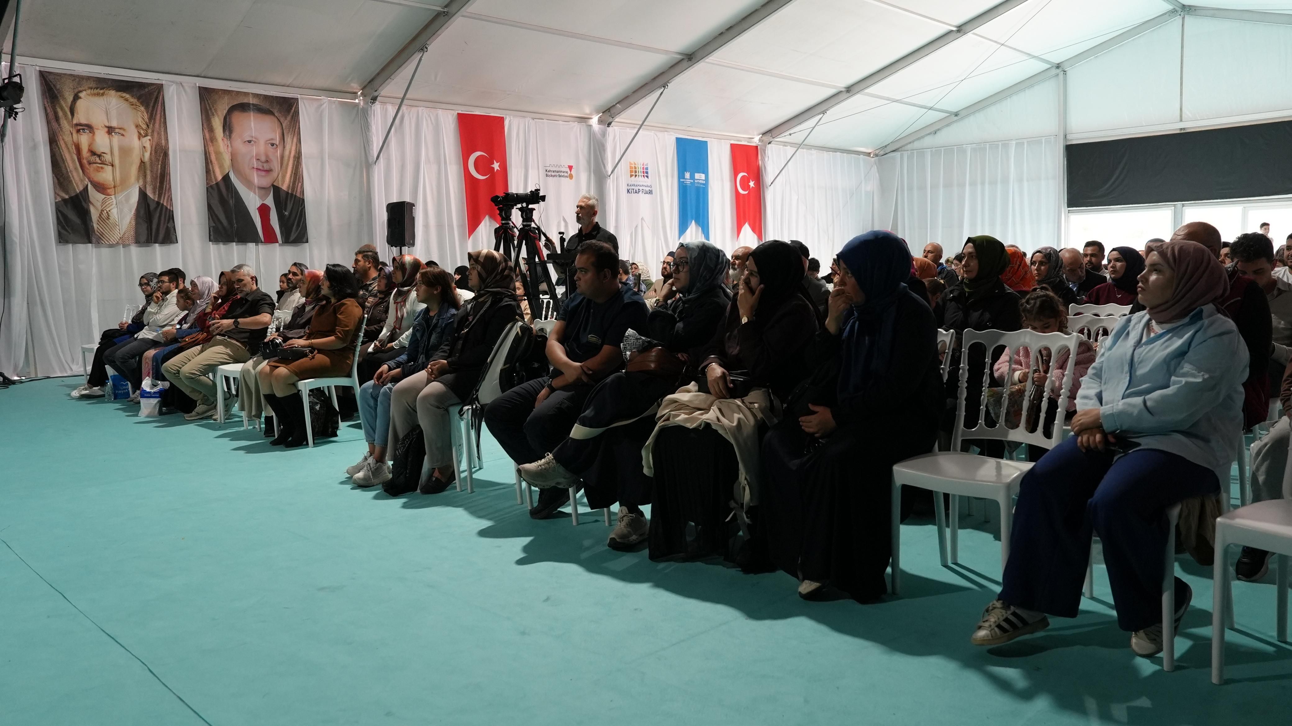 Kahramanmaraş Kitap Fuarı’nda Sıtkı Aslanhan’dan Aile Ve Çocuklara Dair Önemli Mesajlar (10)