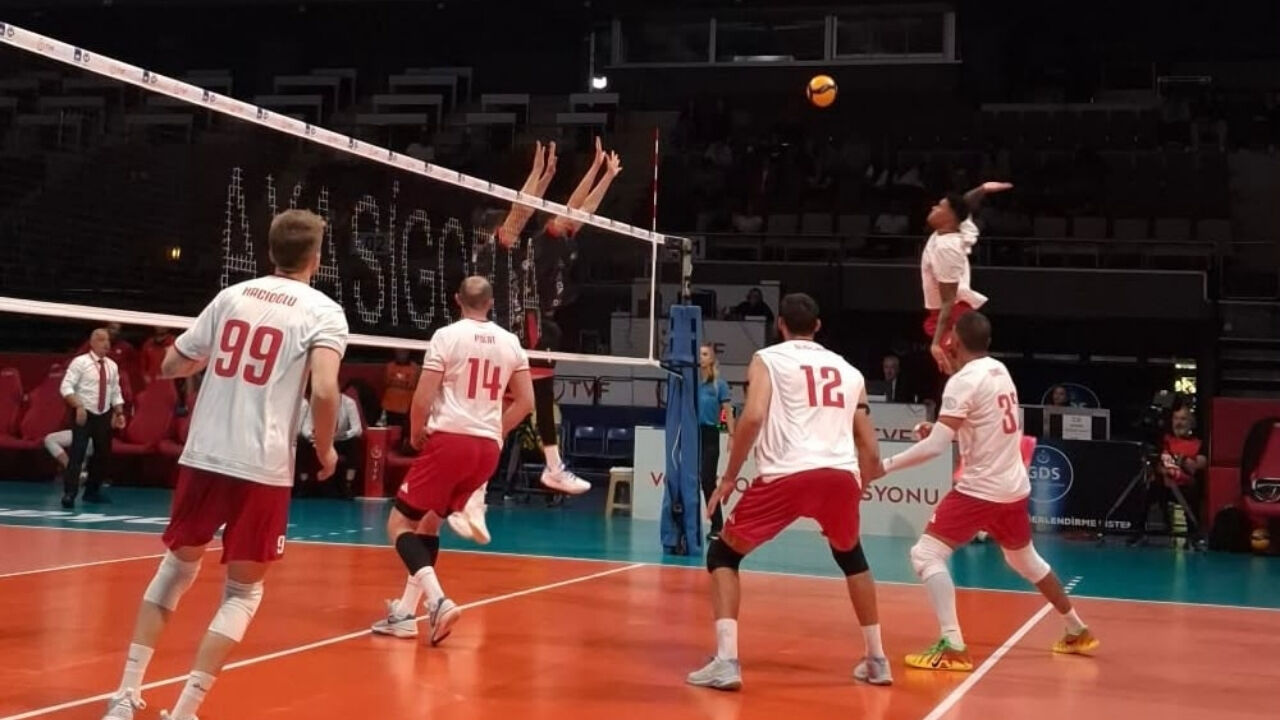 Kahramanmaraş Temsilcisi Tarih Yazıyor! Onikişubat Belediyespor Çeyrek Finalde (1)