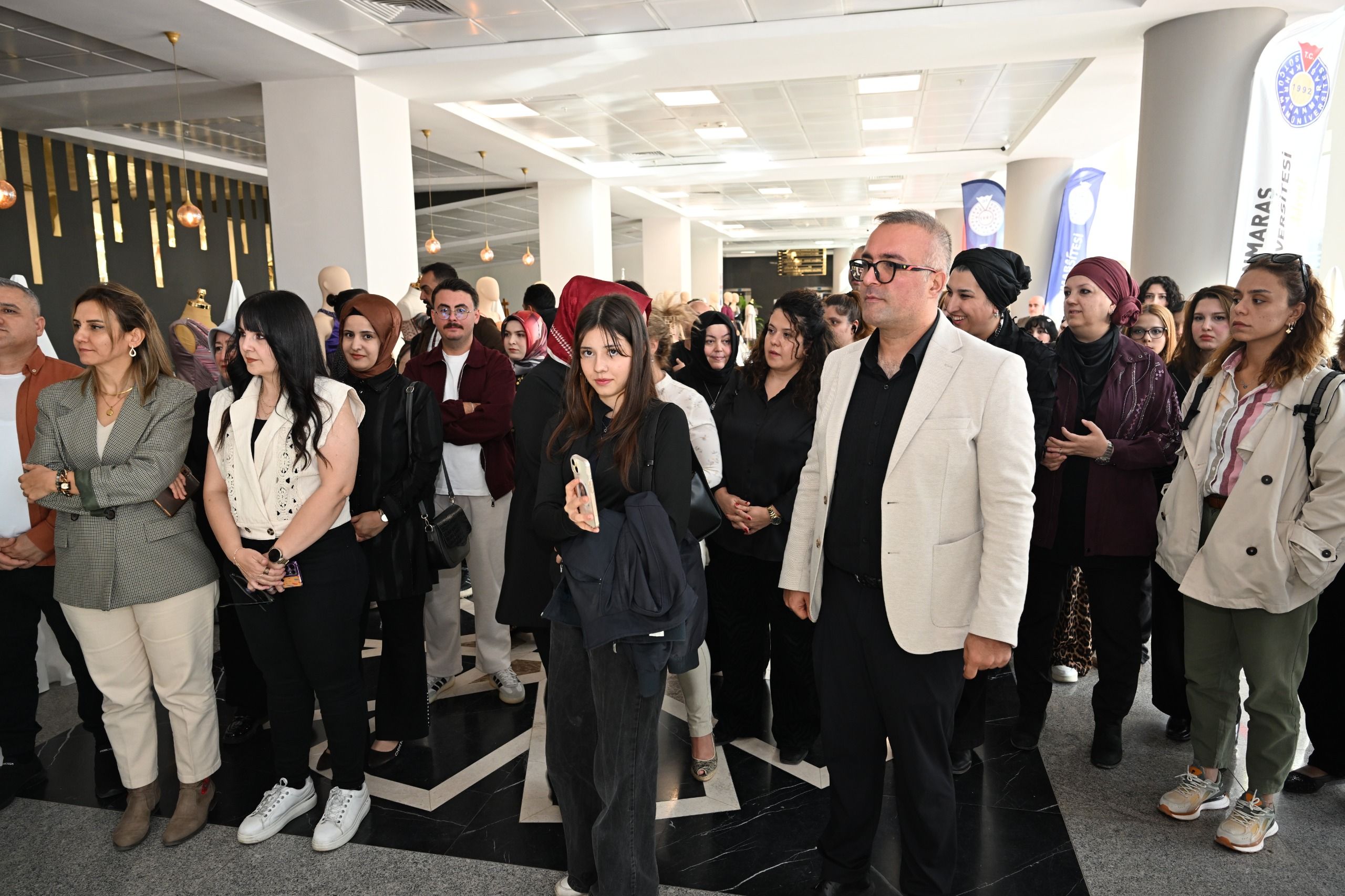 Kahramanmaraş’ın Asırlık Dokuma Kültürü Modern Tasarımlarla Buluştu (3)
