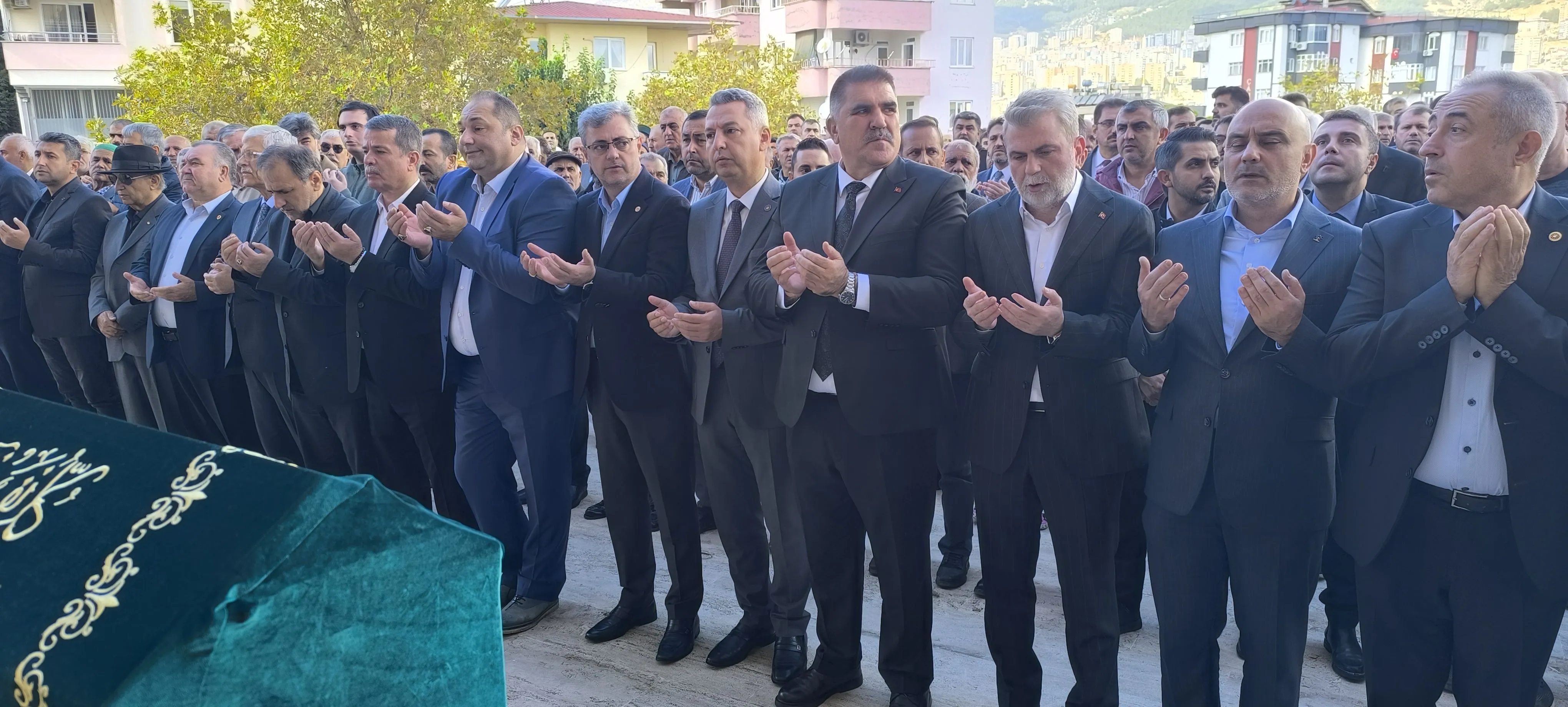 Kahramanmaraşlı Şair Mustafa Okumuş Son Yolculuğuna Uğurlandı (3)