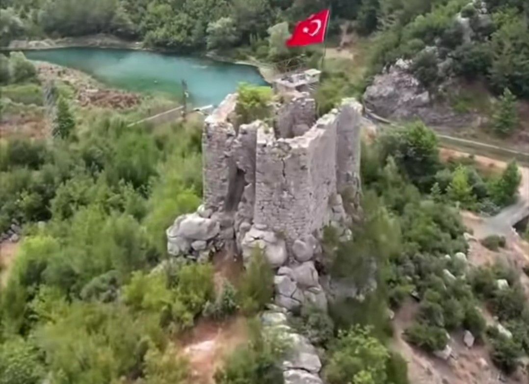 Kahramanmaraş’ta 16 Asırlık Tarih! Kale Sarp Kayalıkların Zirvesinde (1)
