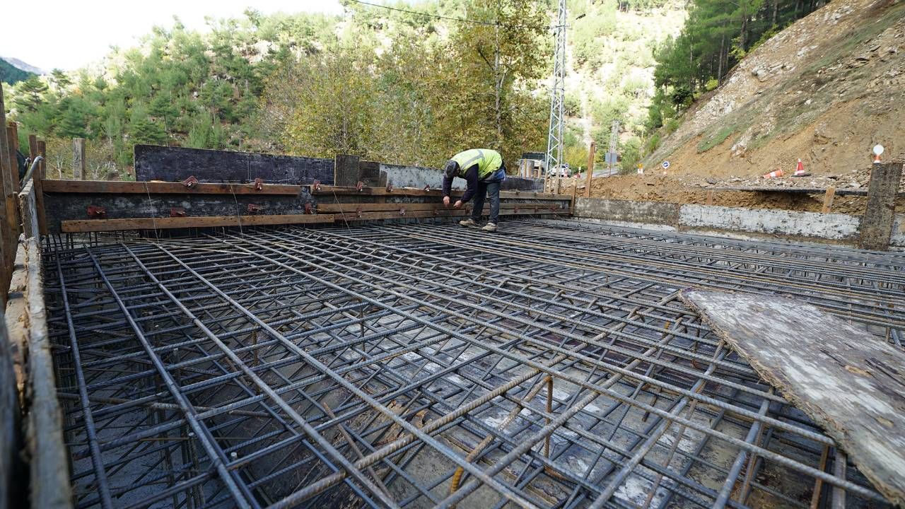 Kahramanmaraş'ta 4 Yerleşime Yeni Köprü (3)-1