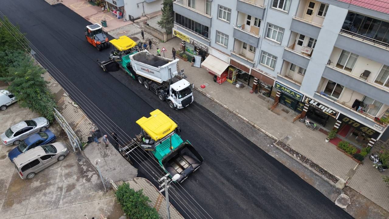 Kahramanmaraş'ta Altyapı Sonrası Asfalt Çalışması (12)