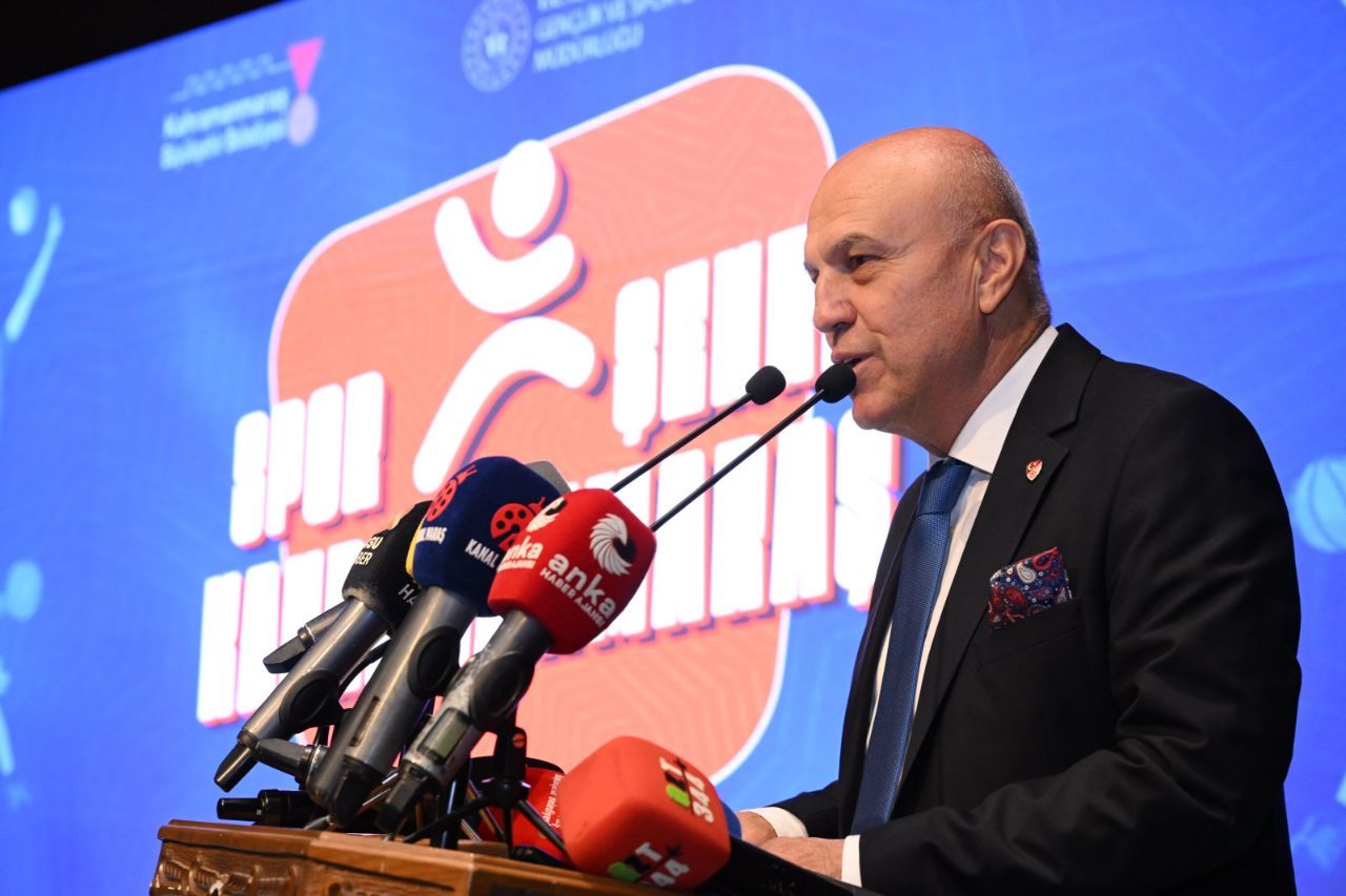 Kahramanmaraş'ta Amatör Spor Kulüplerine 15 Milyon Tl Destek! (3)