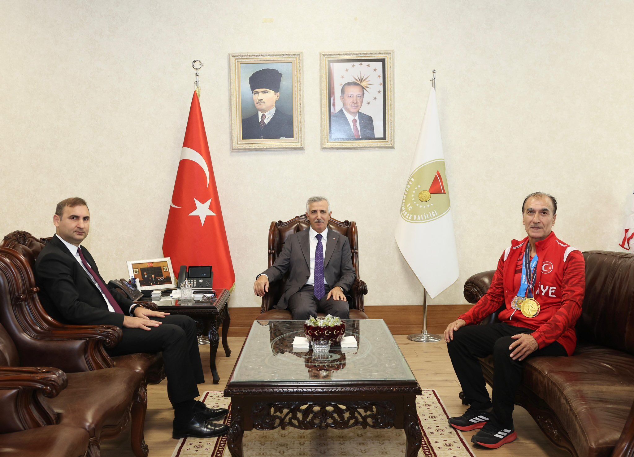 Kahramanmaraş’ta Dünya Şampiyonu Teyfik Çelik’e Valilik Kabulü1